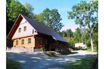 Češka Chata Bartošovice v Orlických horách, Eksterier